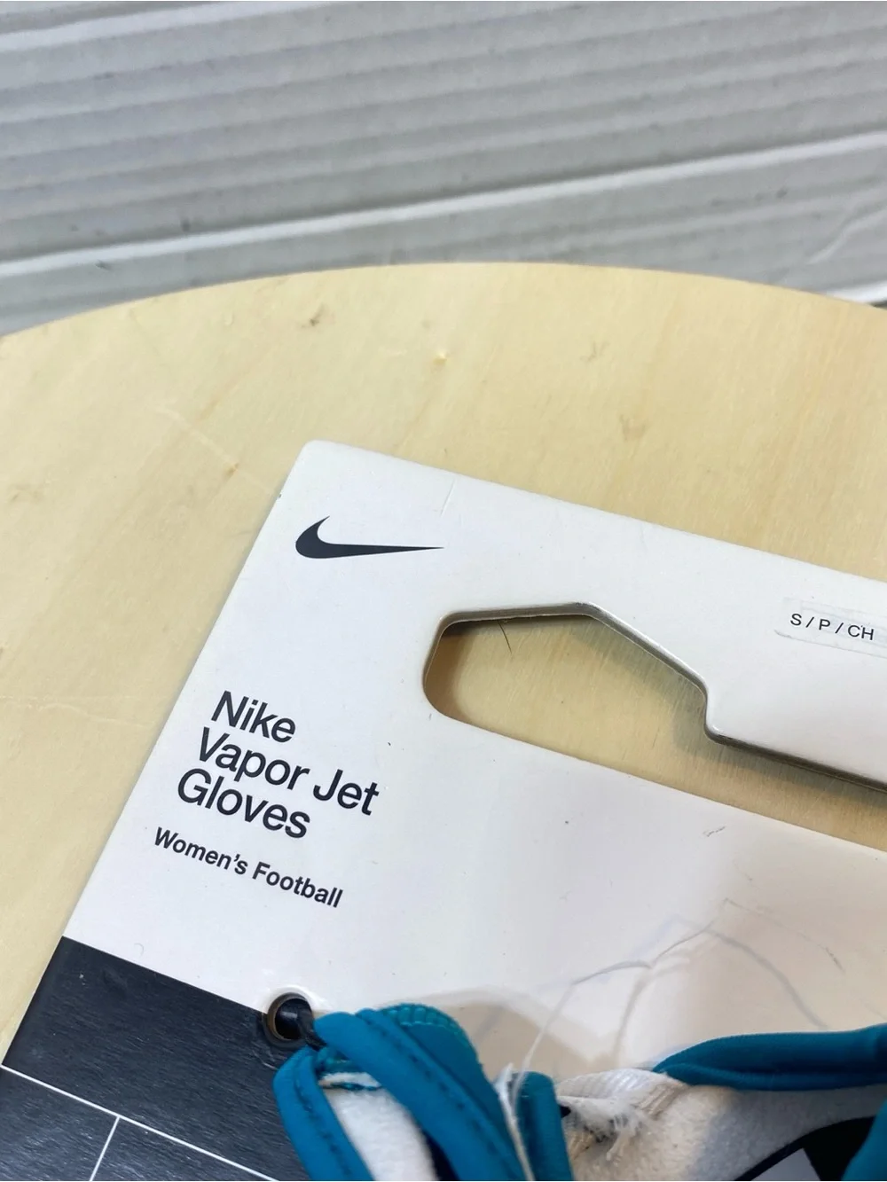 Nike Vapor Jet Women's Football Gloves Teal Blue Size Small NWT